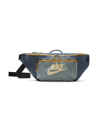 美品。nike ナイキ TECH PACK HOLOKN テックパック Nike Tech Hip Pack (10L). Nike ID